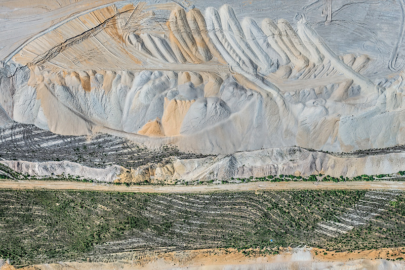Illustration for article titled The aerial photography of Bernhard Lang